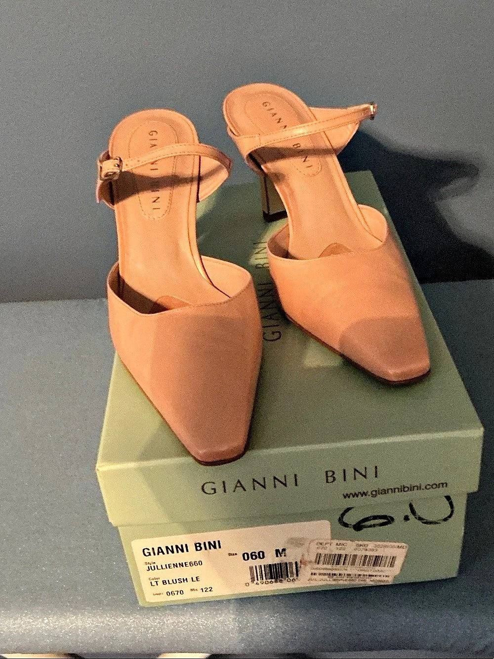 Gianni Bini Julienne Pointed-Toe Heels in Pink US 6 Like New
